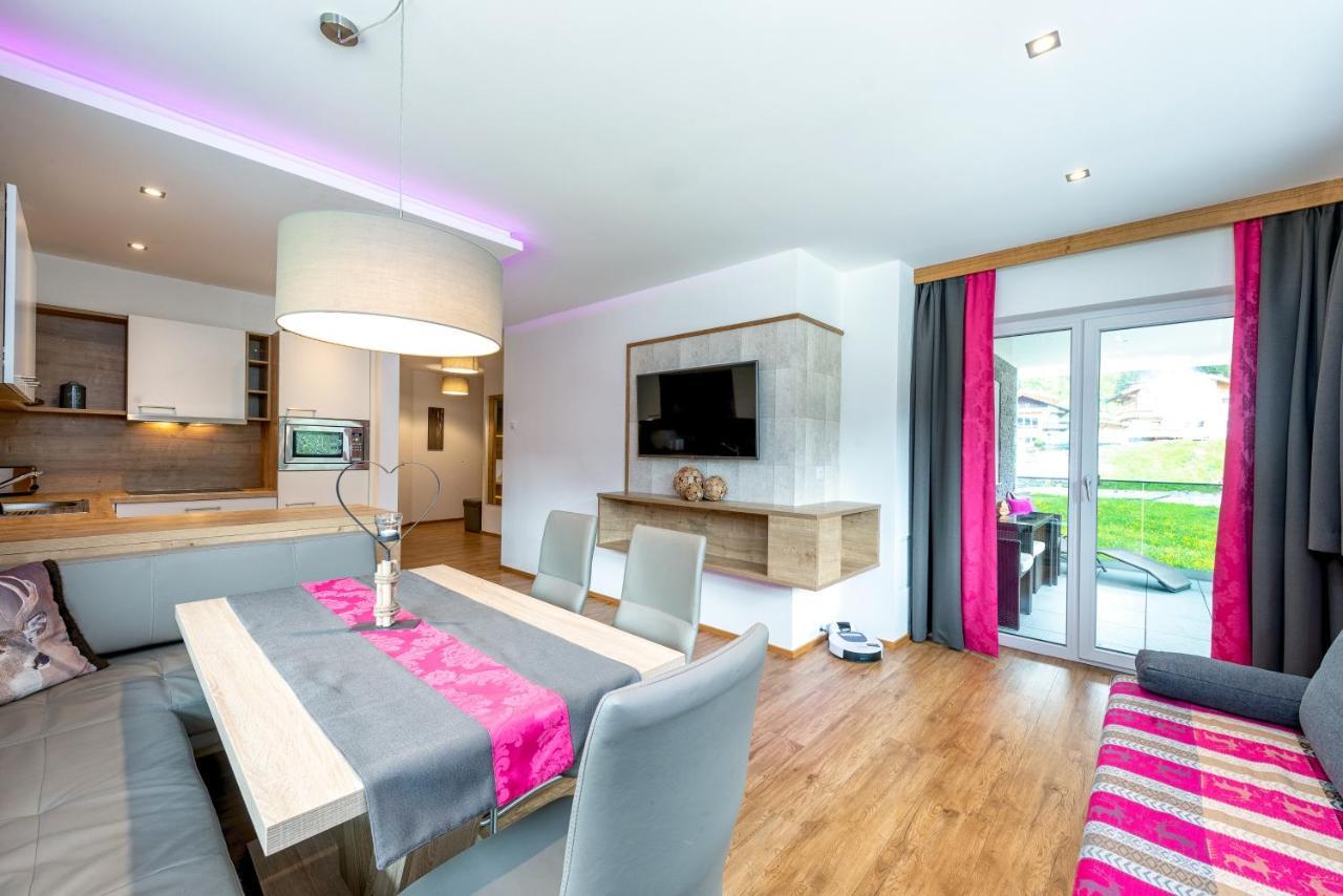 Apartart Lejlighed Mayrhofen Eksteriør billede